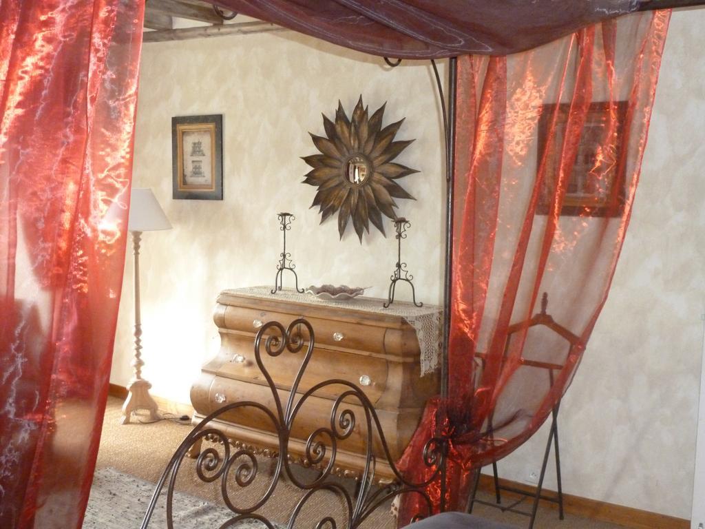 Manoir De Savigny Panzió Valognes Kültér fotó