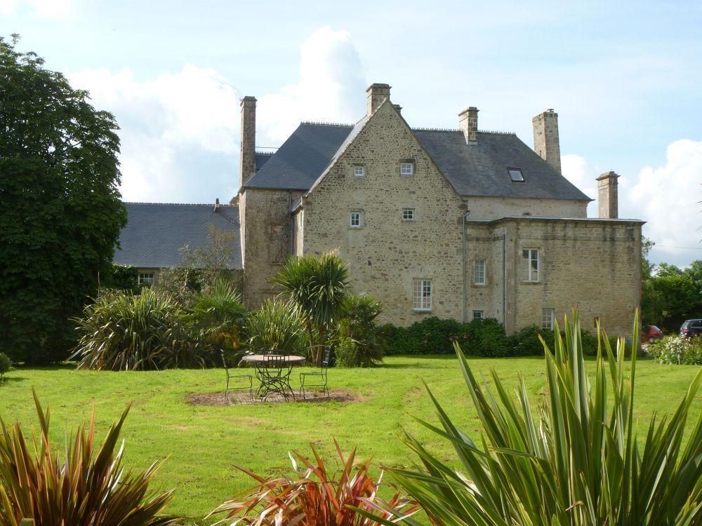 Manoir De Savigny Panzió Valognes Kültér fotó
