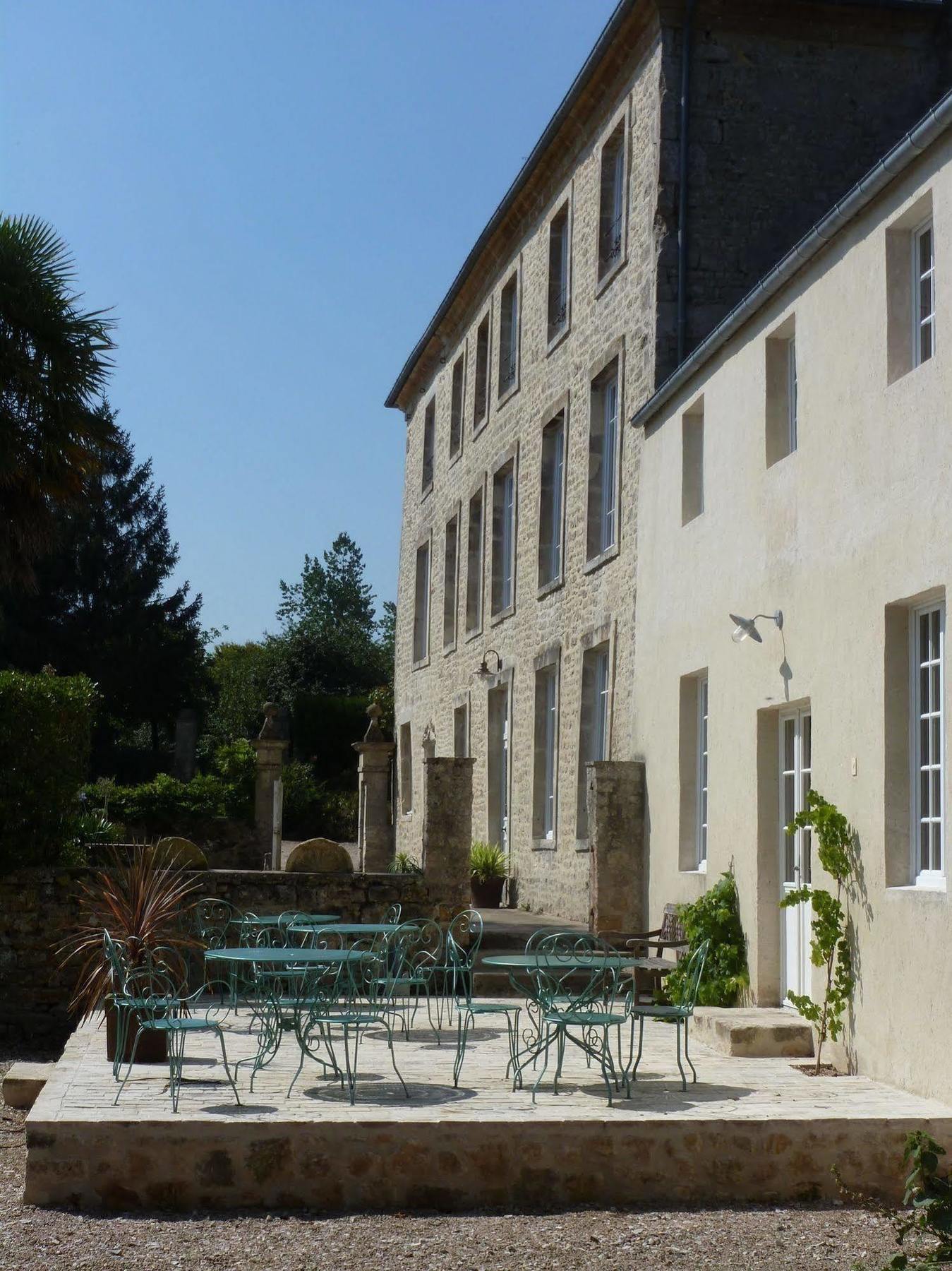 Manoir De Savigny Panzió Valognes Kültér fotó